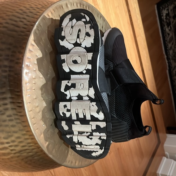 Sorel Runners, size 10 men’s - Picture 7 of 7